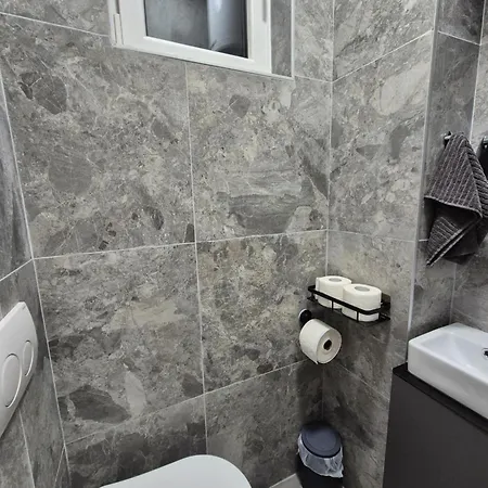 Lukerly 2 Apartament Belgrad